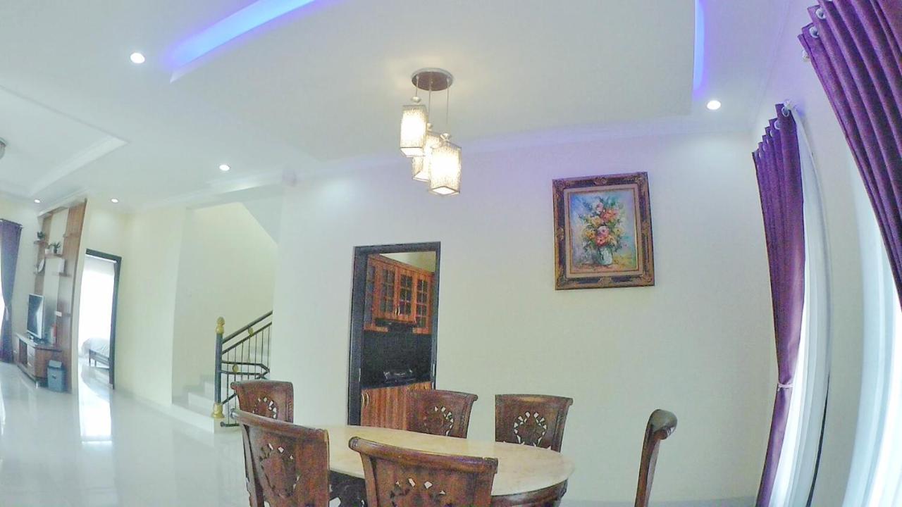 Villa Dira Bogor Exterior photo